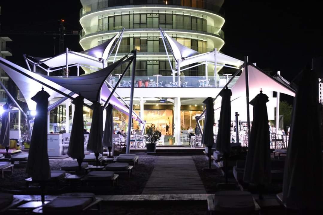 White Tower Mamaia Prestige Apartments Exterior photo