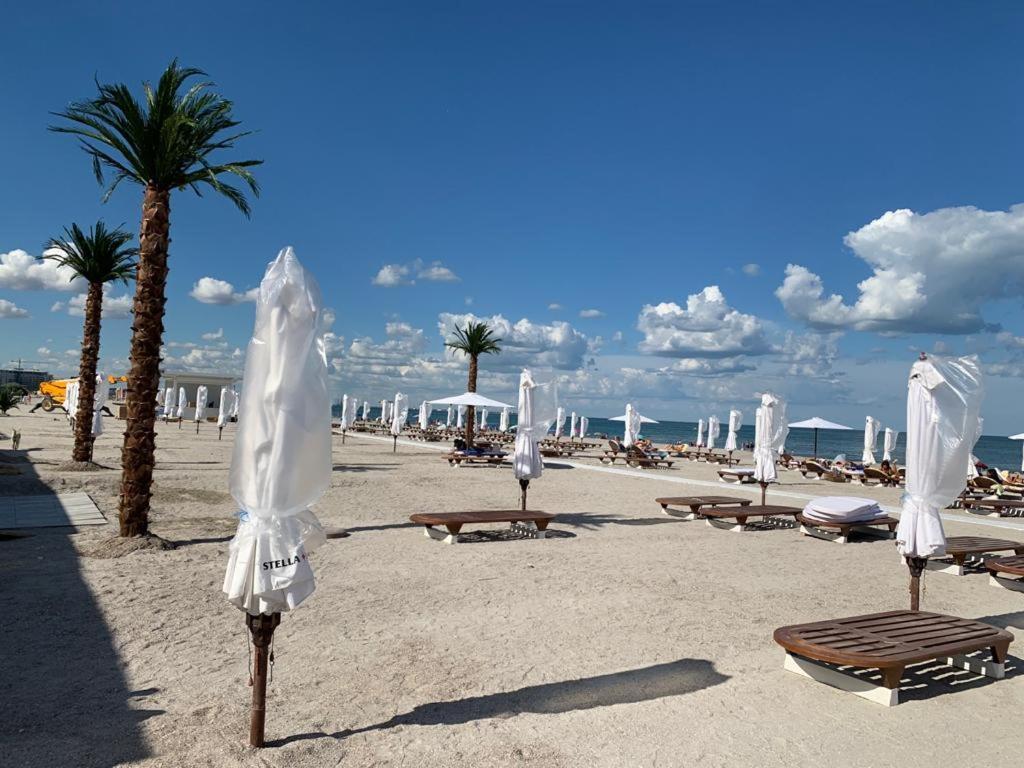 White Tower Mamaia Prestige Apartments Exterior photo
