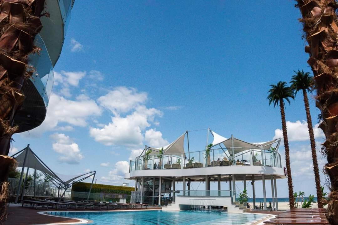 White Tower Mamaia Prestige Apartments Exterior photo