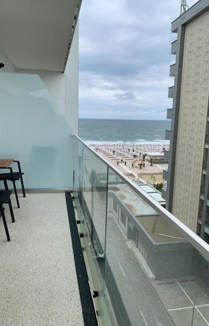 White Tower Mamaia Prestige Apartments Exterior photo