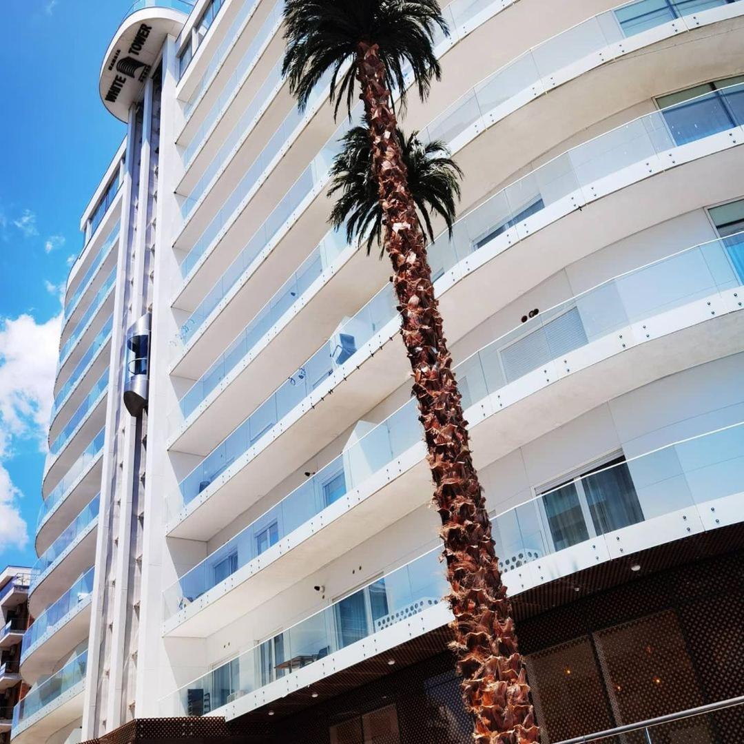 White Tower Mamaia Prestige Apartments Exterior photo