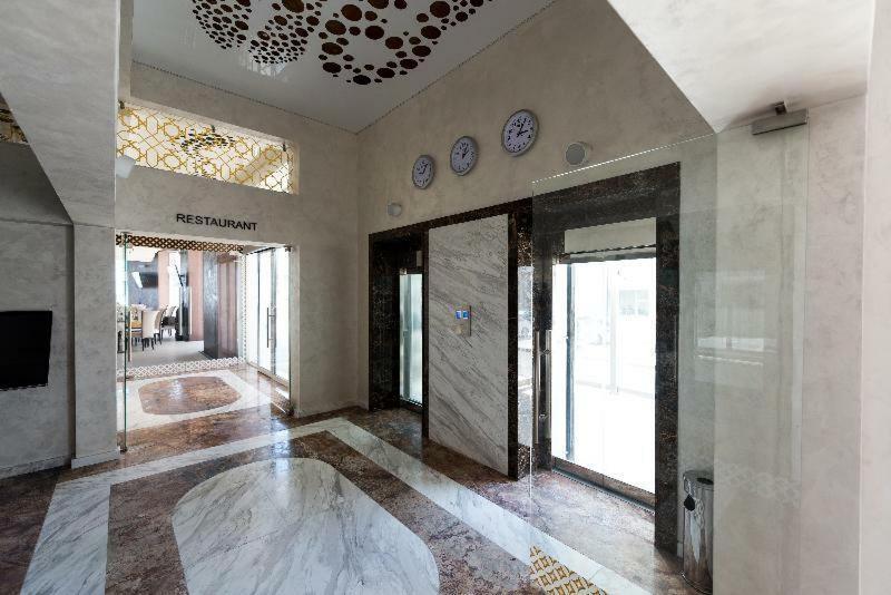 White Tower Mamaia Prestige Apartments Exterior photo