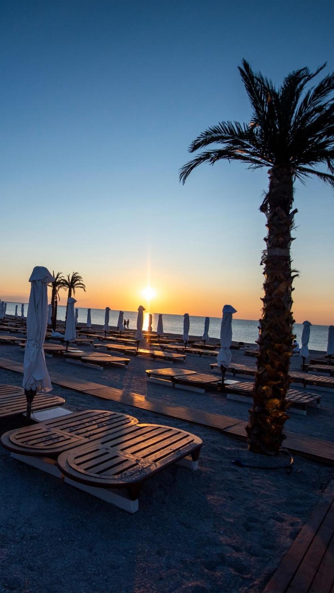 White Tower Mamaia Prestige Apartments Exterior photo